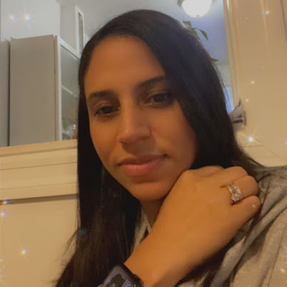 Meet your Posher, Luz - Picture 1 of 1